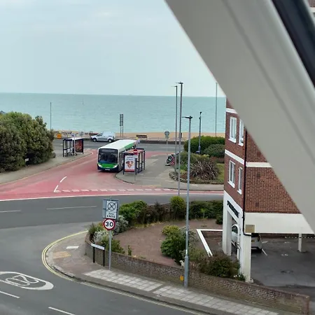 Inn By The Sea, Portsmouth, Parking Ev 22Kw Available Exterior photo