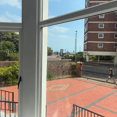 Inn By The Sea, Portsmouth, Parking Ev 22Kw Available Exterior photo