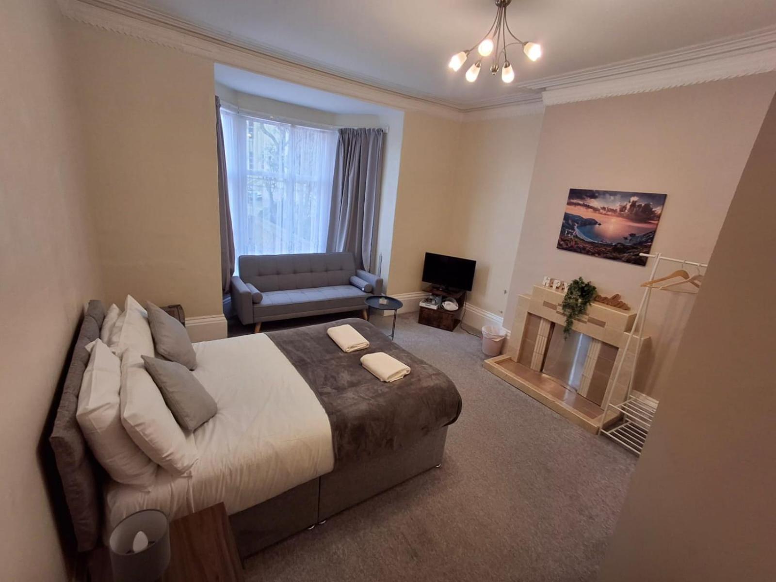 By The Sea, Portsmouth, Parking Ev 22kw Available Apartahotel
