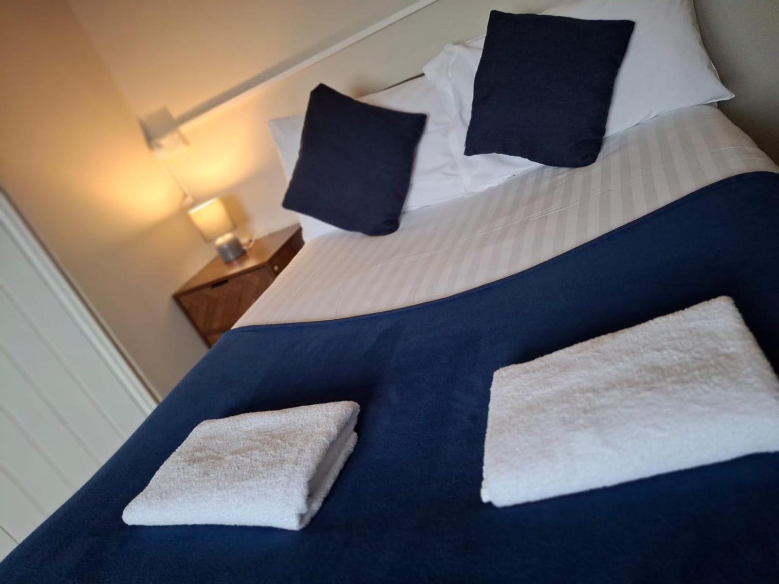 By The Sea, Portsmouth, Parking Ev 22kw Available Apartahotel