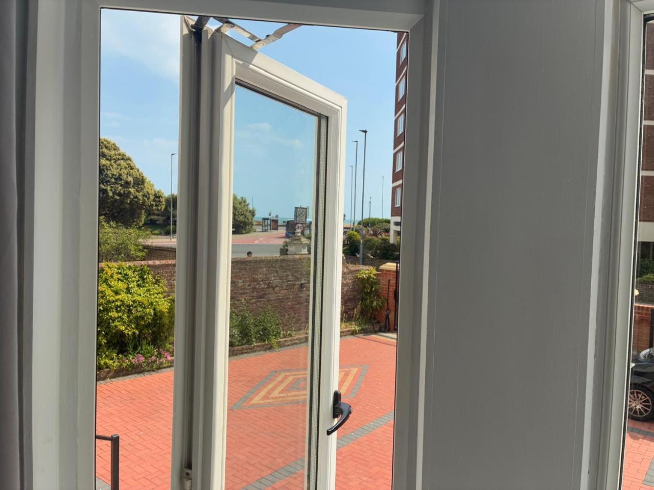 Apartahotel By The Sea, Portsmouth, Parking Ev 22kw Available *